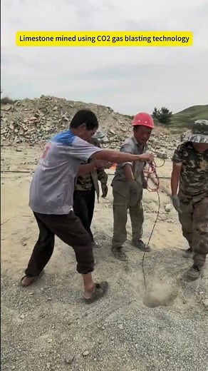 Limestone mined using CO2 gas blasting technology #co2blasting #mining #co2rockblasting #blasting
