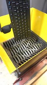 #shreddermachine #shredder #oddlysatisfying #keyboard #crunchy | Oddly Strange