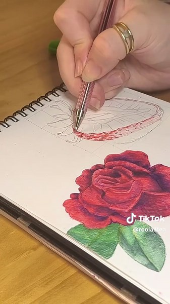 Drawing a Realistic Strawberry: Tips and Techniques