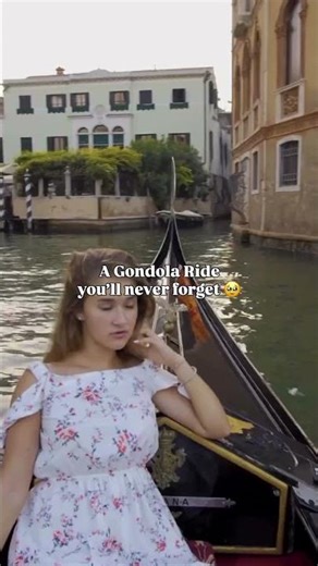 Golden hour, quiet canals, and a gondola ride that feels straight out of a movie 🛶✨ #travelreels