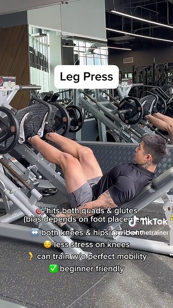 Hack Squat vs. Leg Press: Which is Best for Beginners?