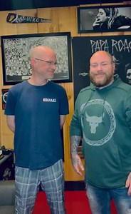 13K views · 687 reactions | Un énorme merci à Mario ,Éric et la belle gang de collectionneur de monnaies qui sont venu me remettre un superbe don .. J’ai même laissé un p’tit blooper 路‍♂️ | Marty Duhamel officiel | Facebook