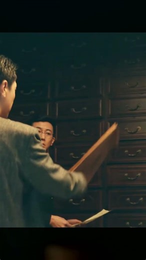 宅家情報被盜，真相如何？前行者的陰謀曝光，等您呢！ #电影 #电影解说 #谍战 #剧情片 #好剧推荐