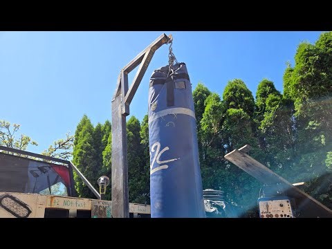 How to make a punching bag stand