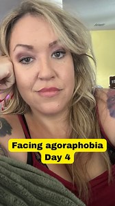Day 4 of facing my agoraphobia was a success!! I honestly and truly cannot thank you all enough for cheering me on and sending so many positive vibes my way. I feel so beyond grateful. (also my editing software automatically picked these pictures to go along with the video which my lazy ass thought was cool, but I have no control over the subject of the pictures and hope I’m not offending anyone). #facingagoraphobia #agoraphobia #mentalhealth | Juggling The Jenkins - Tiffany Jenkins