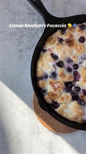 37K views · 406 reactions | Make your dough at night and bake it in the morning! So perfect and easy for beginner bakers! ⁠ Comment “LINK” and I’ll send the recipe straight to your inbox! (Make sure you’re following me to receive the DM!) ⁠ #sourdoughfocaccia #focaccia #sourdoughdiscard #beginnerbaker #dessertfocaccia #sourdoughbreakfast | Muscle Momma Sourdough | Facebook