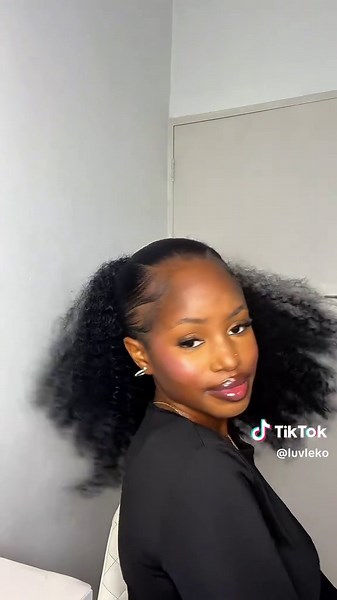 Curly Ponytail Tutorial with Magic Hairpiece
