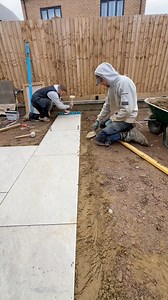 Setting string lines for paving and concrete haunch 💪🏼 #trade #reel #landscaping #gardenuk | JJ Groundworks