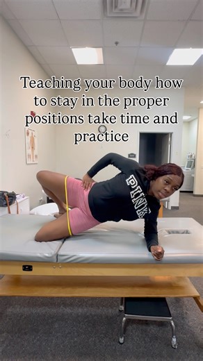 Side-Lying Clamshell with a Resistance Band #Clamshell #core #pelvic #hips