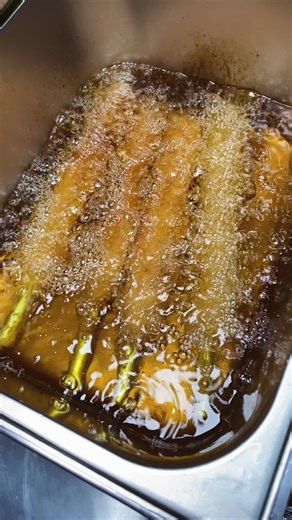 Ada yang baru nih Jajanan Asli Jepang sekarang uda ada di pusat Jajanan teramai di Jakarta Utara. 📍Jl semangka, Koja. Jakarta Utara ⏰ Open : Pkl 16.00 - 23.00 #koja #jakatautara #jajananviral #japanesefood #fyp @TikTok