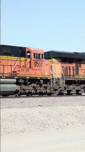 TRAIN SHORTS #00416 / EB BNSF 5766 9-23-2025 DAGGETT #railtrack #passengertrain #automobile