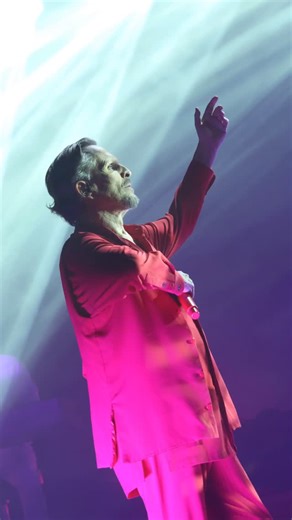 MIGUEL BOSÉ on Instagram: "“PUEDE QUE” es una canción que se explica bailando. ¡Qué ganas de bailarla de nuevo!"