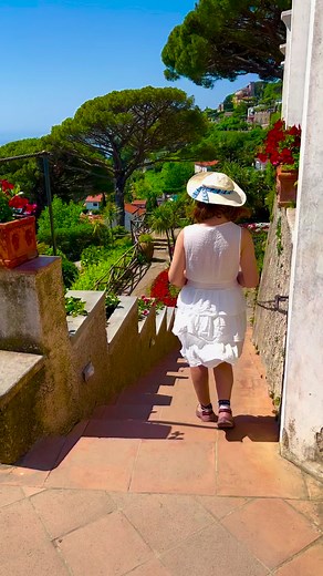 2K views · 75 reactions | Ravello, Italy. By: travel.lovers.channel. #travel #familytravel #travelphotography #naturephotography #adventureawaits #familytrip #bestoftheday #naturebeauty #familyfriendly #vacationmode #travellife #funnymoments #lifehacks #lifestyle #italy #italytravel #travelitaly #veniceitaly #venice #amalfi #hotelreview #nature #amalficoast #beautifuldestinations #mountains #bucketlisttravel #TravelMagic #romanticgetaway | Travel Lovers Channel | Facebook