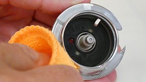 Cleaning your sewing machine properly – to make sewing even more fun!