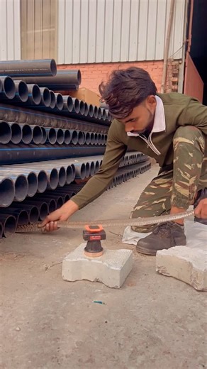 Jagmohan Kumar on Instagram: "Omg  #instagram #instalike #instalike #instagood #instadaily #love #viral #reels #like #trending #snake #newreels #newreel❤️ #newreel #newtrend #snake #trend #trendingreels #2025 #omg #new #2026 #100 #1"