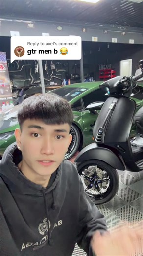 Exploring the Vespa Sprint 150: A Fun Ride Experience