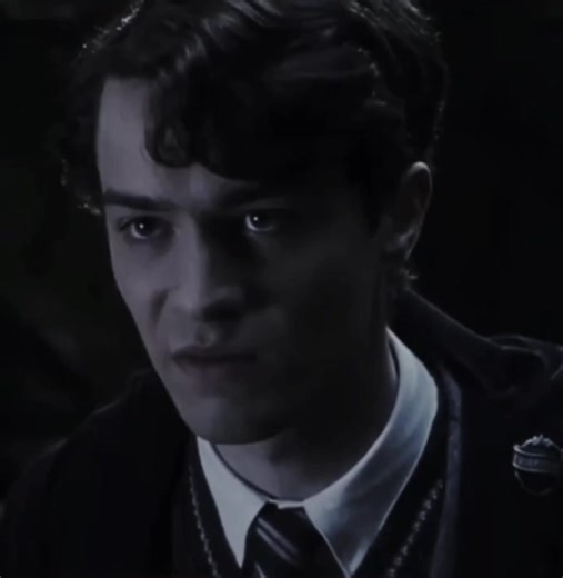 Him🖤#fyp #xyzbca #tomriddle #christiancoulson #harrypotter #harrypottertiktok