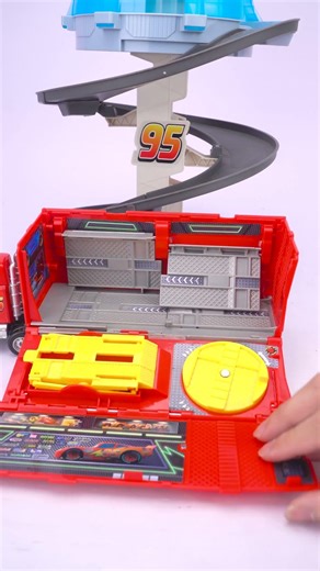 Disney Pixar Cars Tank Coat, The King McQueen ASMR No Talking #asmr #toys #mcqueen