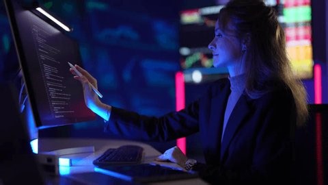 clip-4012350229-fintech-data-scientist-developing-high-frequency ...