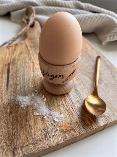 Personalized Egg Cups With Name and "egg Hunter", Hand-fired, Easter Gift, Easter Breakfast Decoration - Etsy