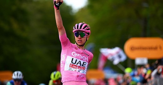 Giro 2024 | Tadej Pogacar s'impose sur la 8e étape, son troisième succès en Italie, et conforte son maillot rose