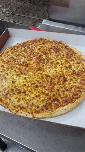Crispy chicken&pizza on TikTok