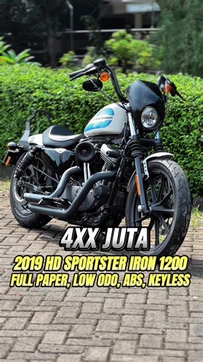 For Sale 450 Juta Antik & Rare, sudah ABS & Keyless Odo masih 5225 KM Registrasi 2020 (NIK 2019). ABS, Keyless Fullpaper pastinya. Pajak Baru Sporster IRON 1200 (ABS, Keyless) Registrasi 2020 ( NIK 2019) Fullpaper, plat B ( Bekasi) pajak panjang On 08.26 odo 5400 KM, Full Asesoris : - Knalpot V&H - Air filter Arlen Ness - Frame Slider Sato Racing - Passenger footstep - Backrest - Fuel Pack 3 Muyuz SIAP BLARR. Part ori ada HP / WA : 08121769077 #igbigbikes#sportster#harley#harleydavidsonindonesia