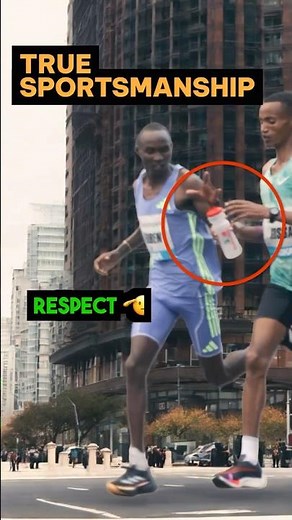 🫡 True Sportsmanship in Marathon