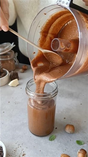 Creamy Chocolate & Roasted Hazelnut Spread 🤎 #chocolatespread #glutenfree #plantbased #sourdough