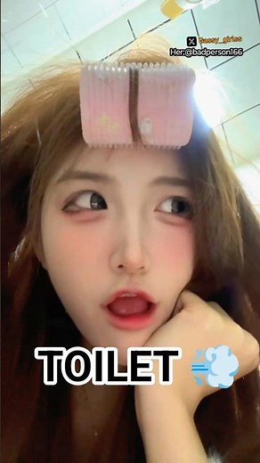 Girl Toilet Fart: Asian Woman blows a huge fart and pooping in the toilet Her:@badperson166