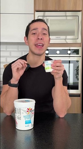 Which has more calories: Greek yogurt or plain yogurt? 👀 #nutrition #healthyfood