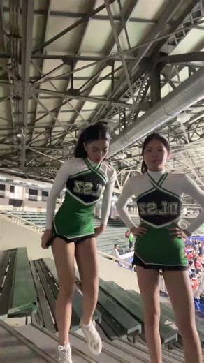 DLSZ Cheerleaders Dance Performance in Indoor Stadium