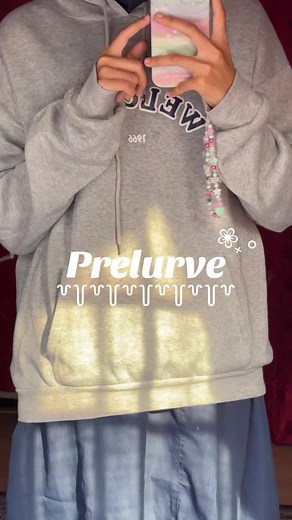 Help me clear my wardrobe🥹 pm me if you wanna know more detailss👌🏻🤍 can see my acc for more preloved clothes😊 #fyp #preloved #ootdhijab #student #fyppppppppppppppppppppppp #fypシ