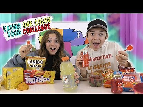 EATING ONE COLOR FOOD CHALLENGE | We Are The Davises