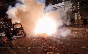 【4K】Extreme Firecrackers [炮仗]