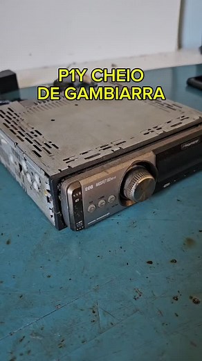 6.9K views · 4.8K reactions | de volta a vida, pioneerr DEH P1Y do lixo pro luxo, Bluetooth interno, chicote, rca, sem som #anos80 #anos70 #somautomotivo #anos2000 #anos90 | Daniel Castelani | Facebook