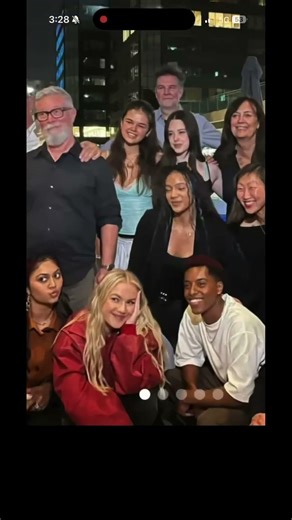 Freya post this song #disney #zombieshorts #zombiecrew #skylights #zombies5 #freyaskye ​⁠