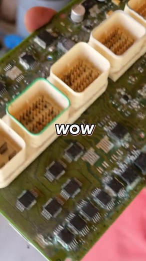 Why the #dodgeviper won't start! 😤 #samcracc #carsoftiktok #dodgeviperclips #dodgeviperaccident #bodycontrolmodule #sand