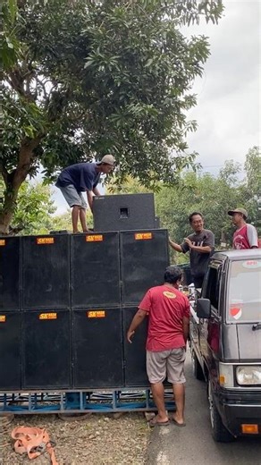 Loading sound system