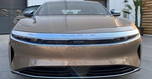 First look and test-drive with the Lucid Air Dream Edition: An addictively speedy work of art