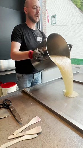 Making an Apple Candy #candy #makingcandy #amazing #handmade #stisfaying
