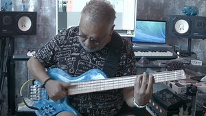 11K views · 441 reactions | Presentando a "MAYA" mi MüB X3M - Pepe Hernández Signature. . Maurizio Über Basses #customlikenoother | Pepe Hernandez Music | Facebook