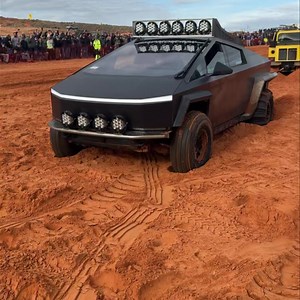 1.4M views · 20K reactions | Cyber Truck VS Snow Cat | Who did it best #cybertruck #tesla #snowcat | OFF ROAD N CHILL | Facebook