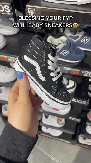 Baby sneakers >>> 🥹 your sign to start your baby's collection now👀 #babysneakerhead #babysneakers #jdsports #nike #vans #crocs #newbalance #puma #adidas #converse #babyshoes #babytrainers #fyp #OpticalCenterEvasion