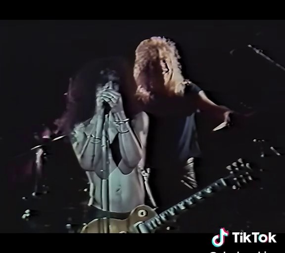 Exploring the Legacy of Guns N' Roses and Saul Hudson