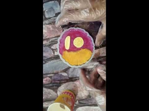 How to make a beautiful resin wallhanging coaster for beginners...