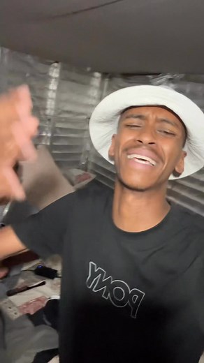 13K views · 385 reactions | Right guys ons drop die 21ste November keep your data ready and go stream it guys liefde van die bosslife fam se kant af﫶梁 | Man Van Erinstag | Facebook