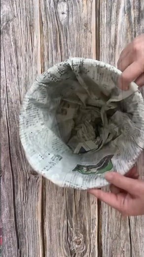 新聞紙でゴミ箱