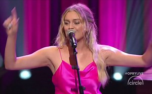 【首演一见倾心】Kelsea Ballerini - HEARTFIRST (Live 2022.04.28 Opry)