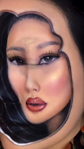 Artists Universum 🖌️ on Instagram: "Mimi Choi is a Vancouver-based makeup artist who has gained worldwide attention for her stunning optical illusions, which transform her face into surreal, mind-bending works of art. Her intricate designs, which can take up to 10 hours to complete, have been featured at international events and often draw inspiration from surrealism and abstract artists. Choi uses only makeup to create her illusions, avoiding any digital manipulation. Artist: @mimles #art #mak